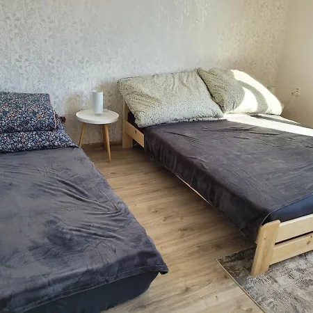 Apartmán Pleasant, Quiet, Sunny 1 Bedroom *